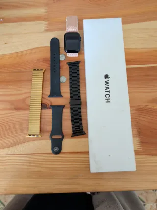 Apple Watch SE Negro con Correa Rosa