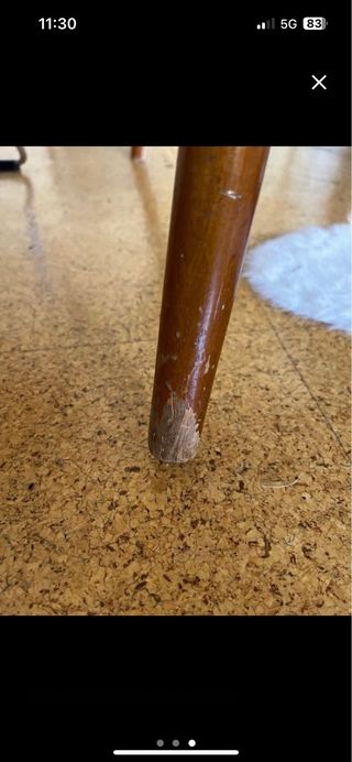 Mesa redonda de madera