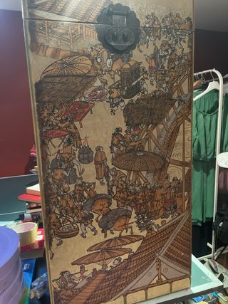 Baúl vertical decorado