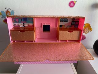 LOL Surprise Pop-Up Store expositor bonecas