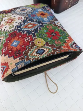 Funda de libro étnica