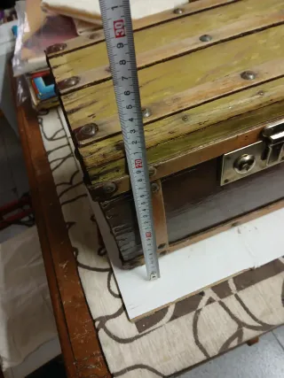 Antiguo baúl pequeño