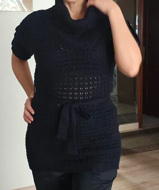 Jersey cuello alto manga corta negro