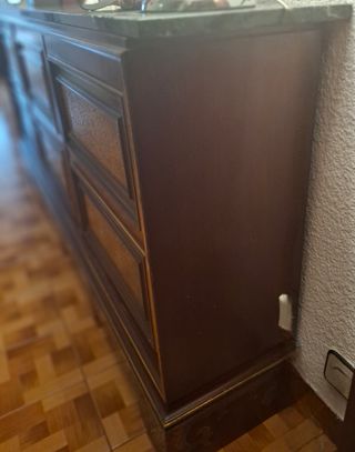 Mueble recibidor clásico madera y mármol