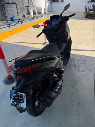 Yamaha Xmax 300 Tech Max