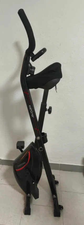 Bicicleta estática negra