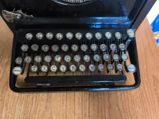 Máquina de escribir Remington Antigua