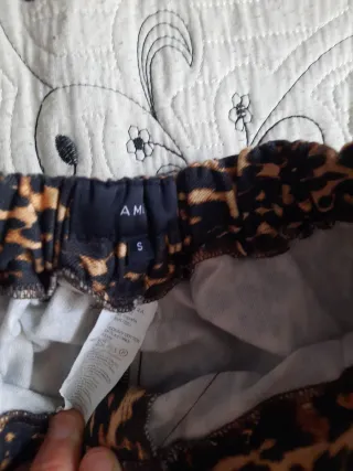 Falda midi estampado leopardo