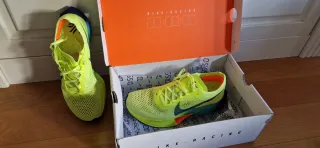 Nike Vaporfly Zoom 3 (Verde Neón)