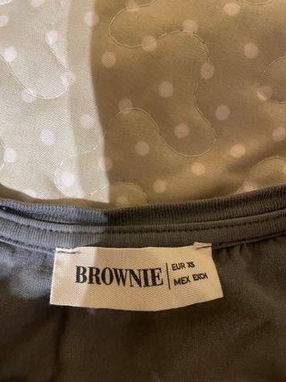 Camiseta Brownie estrellas plateadas