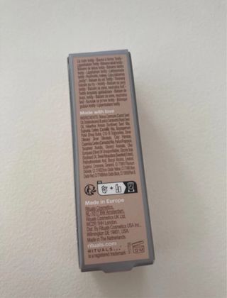 Labial protector RITUALS color marrón