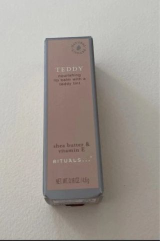 Labial protector RITUALS color marrón