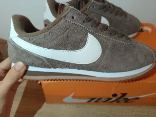 Nike Cortez