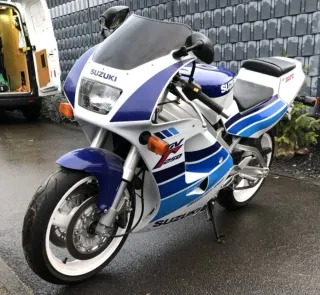 SUZUKI RGV250 VJ22