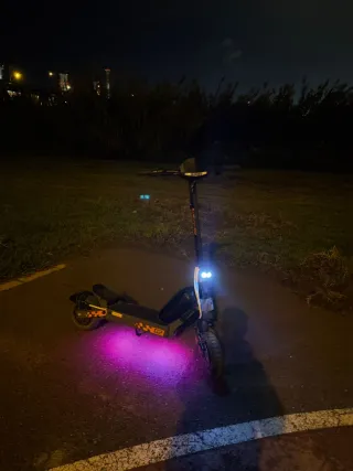 Patinete eléctrico Kukirin G2, con llave.