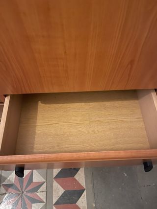 Armario de dormitorio con 2 cajones