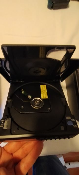 CompactDisc  Realistic CD-3200 con altavoces 1989