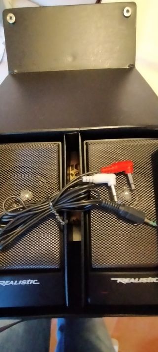 CompactDisc  Realistic CD-3200 con altavoces 1989