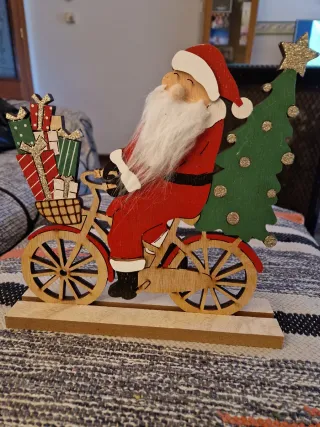 Figura Papá Noel en Bicicleta