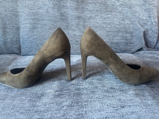 Conjunto Zapatos y Bolso Fórmula Joven Talla 40