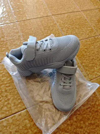 Scarpe da bambino grigie