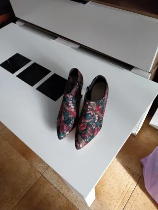 Botines estampados tacón