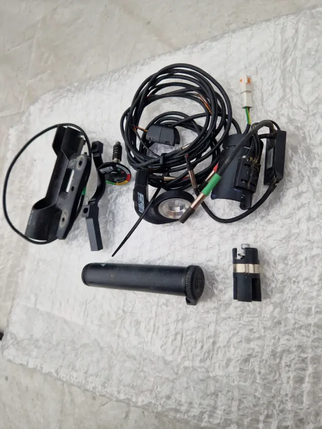 Piezas suspensión inteligente rock shox ei