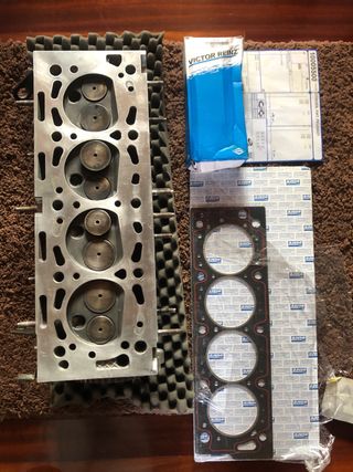 Culata Peugeot 205 GTI 1.9 130cv