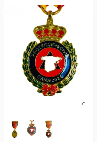 Condecoraciones  medallas militares todo tipo