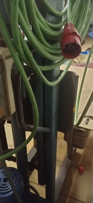 Carretilla elevadora antigua