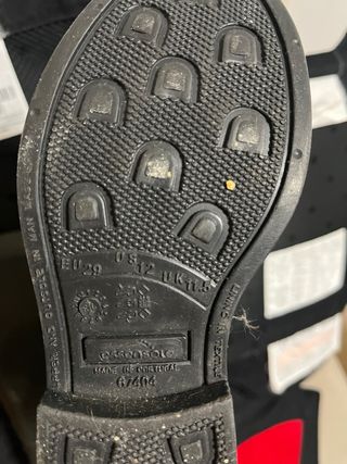 Casco, petos y botas equitación