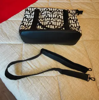 Borsa sportiva Fila nera e bianca