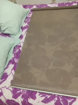 Estor enrollable Ikea Tostado