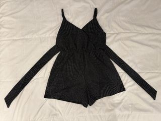 Mono corto brillante plateado