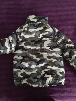 Abrigo militar tonos verdes