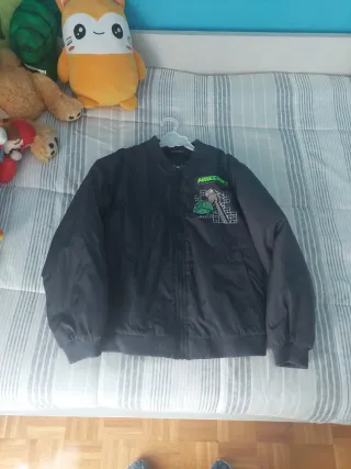 Cazadora Minecraft Negra y Verde A ESTRENAR