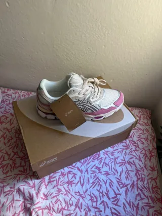 Asics Gel-NYC Pink/White