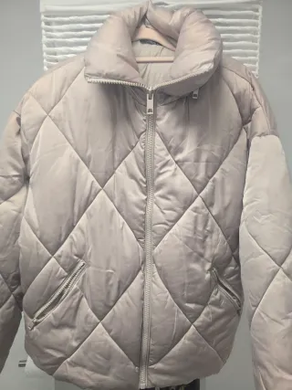 Chaqueta Parfois Beige Acolchada