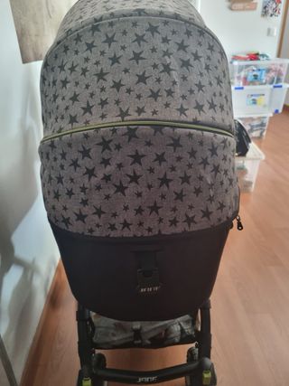 Carrito Bebé Jane Minnum Verde con Estrellas
