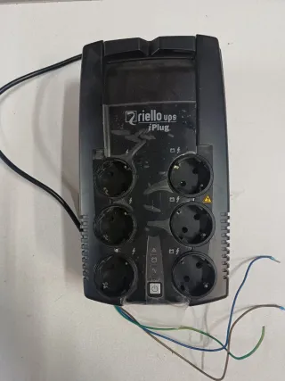 Sistema de alimentación ininterrumpida (SAI) nuevo