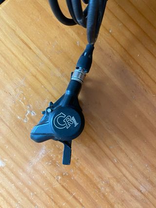 Frenos Fórmula CR1 Manetas y Pistones