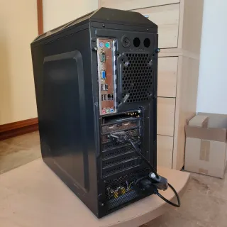 Computer desktop Nox Windows 10