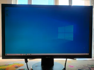 Computer desktop Nox Windows 10