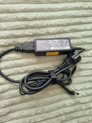 Cargador Portátil Acer