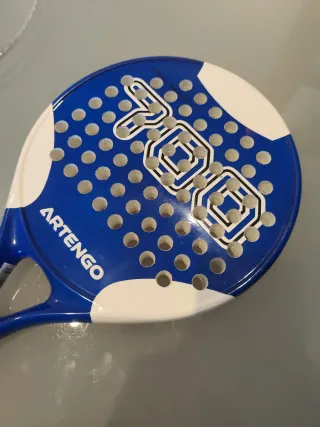 Pala de pádel Artengo 700