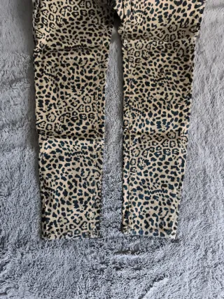 Pantalón mujer estampado animal print