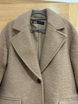 Abrigo Zara camel
