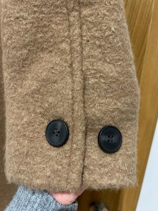 Abrigo Zara camel