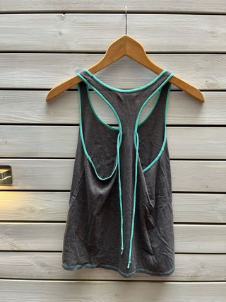 Camiseta Hollister tirantes gris turquesa XS