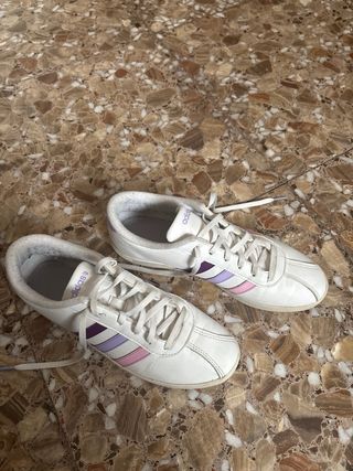 Zapatillas Adidas Mujer Blancas y Moradas